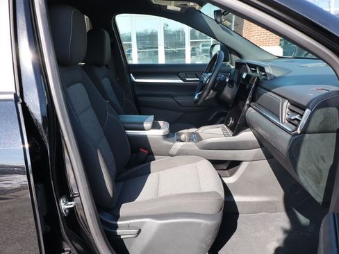 Used 2025 GMC Terrain Elevation image 39