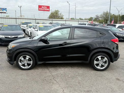 Used 2017 Honda HR-V EX image 7