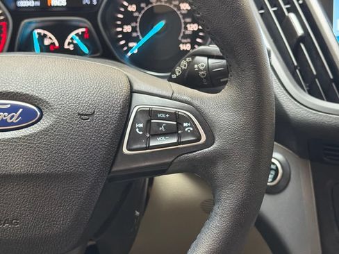 Used 2019 Ford Escape SEL FWD image 16