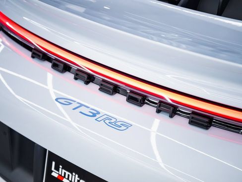 Used 2025 Porsche 911 GT3 RS RWD image 28