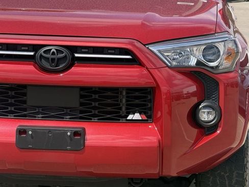 Used 2023 Toyota 4Runner SR5 Premium w/ Moonroof Package RWD image 7
