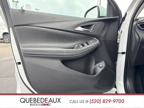 Used 2023 Buick Encore GX Select w/ Experience Buick Package image 9