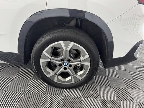 Used 2025 BMW X1 xDrive28i AWD/4WD image 13