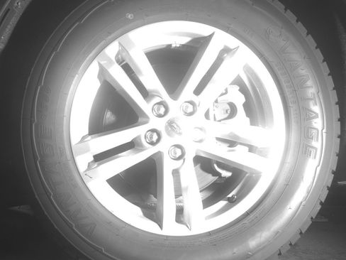 Used 2024 Ford Explorer XLT w/ Equipment Group 202A image 12