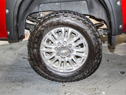 Used 2021 Chevrolet Silverado 3500 High Country w/ Z71 Off-Road Package image 11