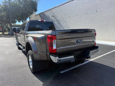 Used 2019 Ford F350 Lariat w/ Lariat Ultimate Package image 21