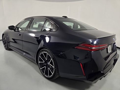 New 2026 BMW M5 w/ Executive Package image 8