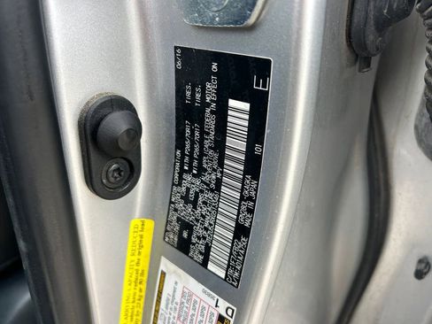 Used 2016 Toyota 4Runner SR5 RWD image 10