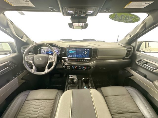 Used 2024 Chevrolet Silverado 1500 ZR2 w/ Technology Package AWD/4WD image 33
