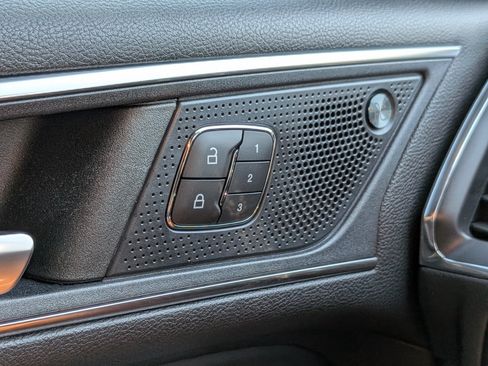 Used 2022 Ford Edge ST AWD/4WD image 29