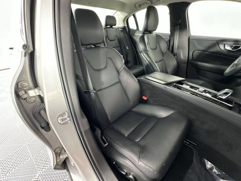 Used 2023 Volvo S60 B5 Core AWD/4WD image 27