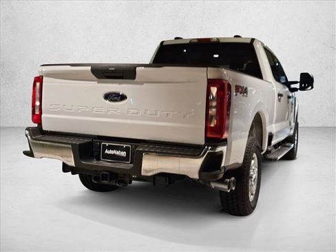 New 2026 Ford F250 XLT w/ FX4 Off-Road Package image 2