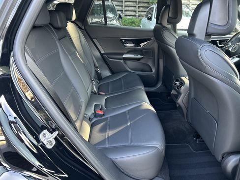 Certified 2025 Mercedes-Benz GLC 300 image 43