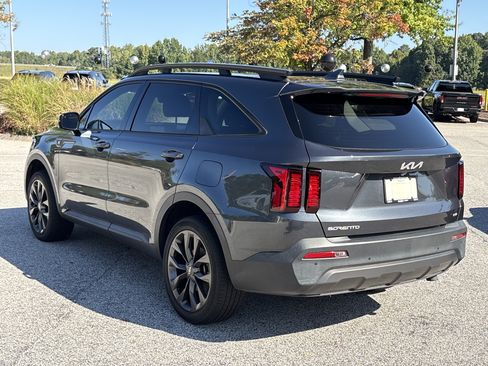 Certified 2023 Kia Sorento X-Line EX AWD/4WD image 19