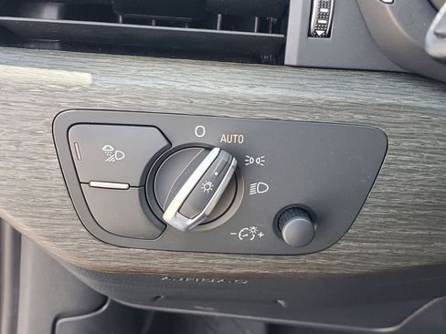 Used 2022 Audi A4 2.0T Premium Plus image 22