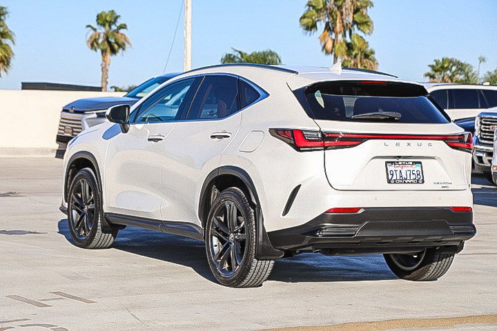 Used 2024 Lexus NX 450h+ AWD w/ Vision Package image 5