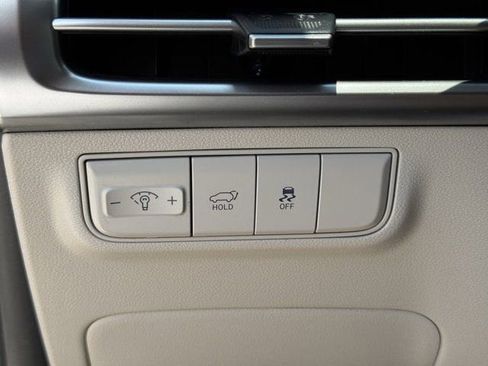 Used 2025 Hyundai Tucson SEL FWD image 26