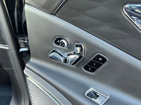 Used 2021 Bentley Flying Spur V8 image 44