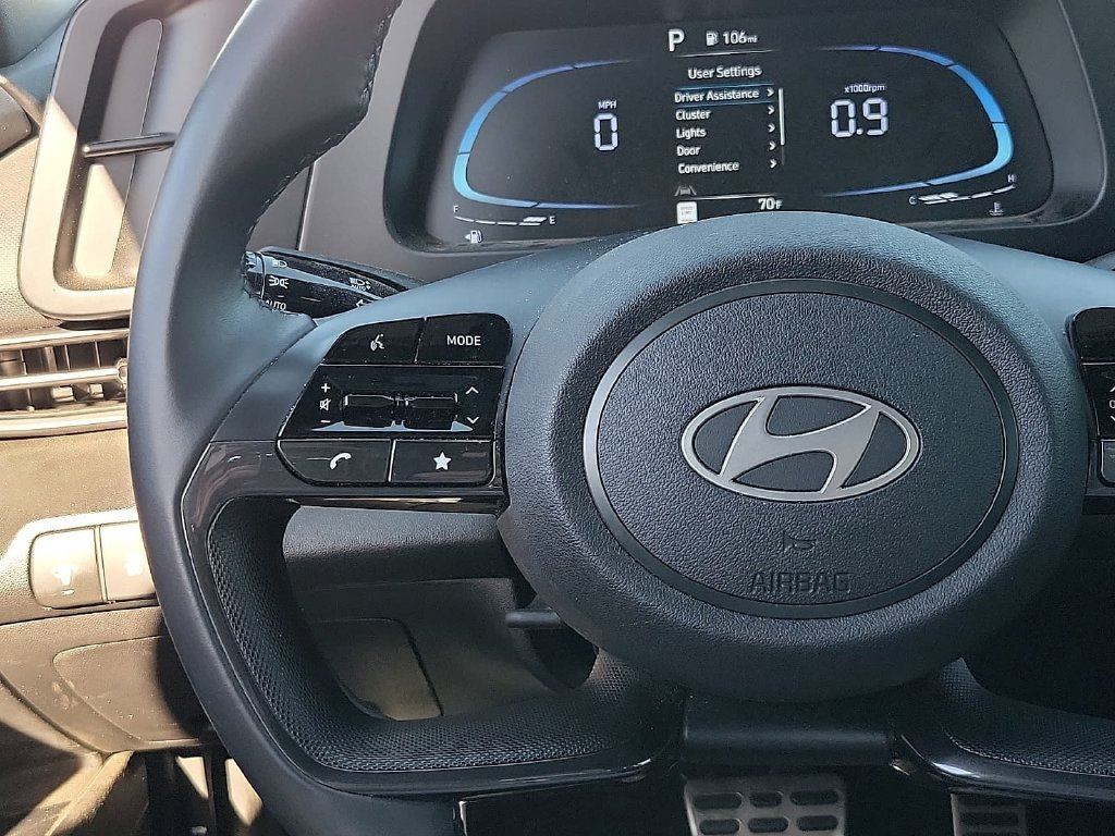 Used 2025 Hyundai Elantra Sport FWD image 22