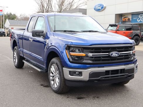 New 2026 Ford F150 XLT w/ XLT Chrome Appearance Package image 2
