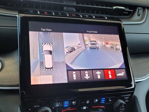 New 2025 Jeep Grand Cherokee Limited 4xe image 22