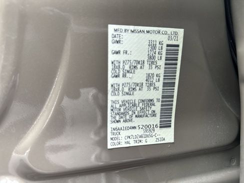 Used 2021 Nissan Titan PRO-4X w/ Pro-4x Convenience Package image 38