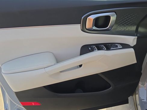New 2026 Kia Sorento S AWD/4WD image 19