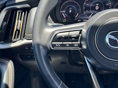 Certified 2025 MAZDA CX-70 Plug-In Hybrid w/ Premium Pkg AWD/4WD image 11