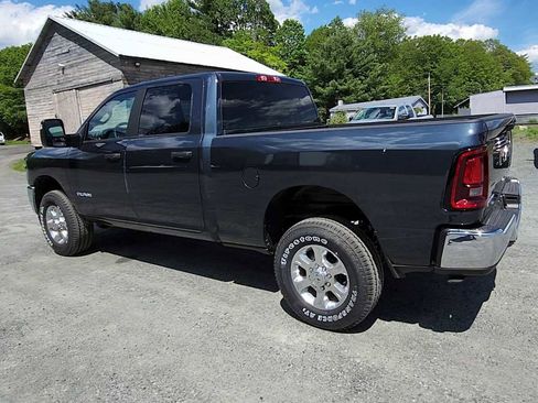 New 2026 RAM 2500 Big Horn AWD/4WD image 6