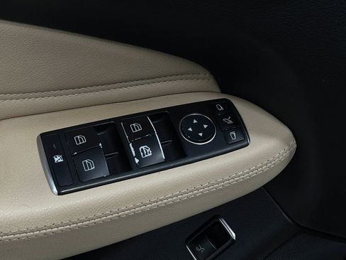 Used 2017 Mercedes-Benz GLS 450 4MATIC w/ Premium Package image 18