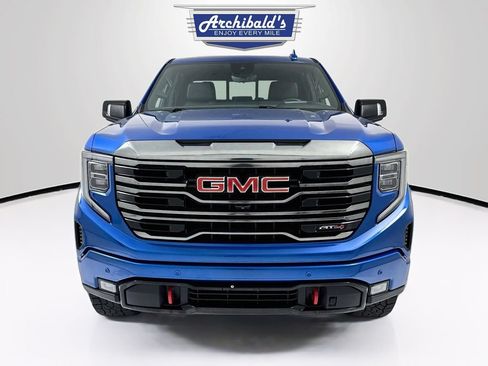 Used 2023 GMC Sierra 1500 AT4 w/ AT4 Premium Package AWD/4WD image 2