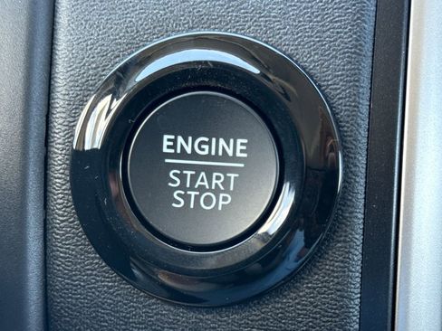 New 2026 Ford Expedition Active image 23