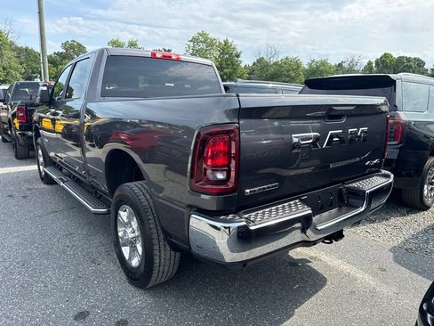 Used 2025 RAM 2500 Big Horn AWD/4WD image 4