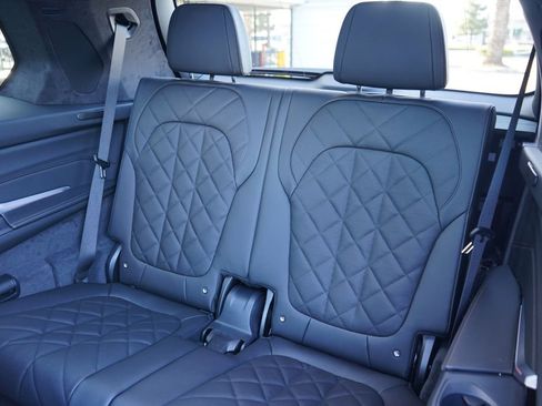 New 2026 BMW X7 xDrive40i image 21