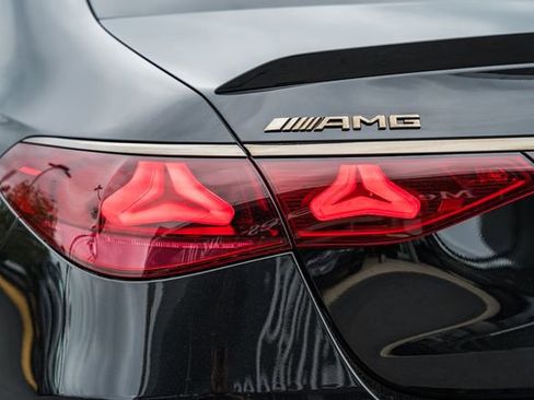 New 2026 Mercedes-Benz E 53 AMG e 4MATIC Sedan image 8