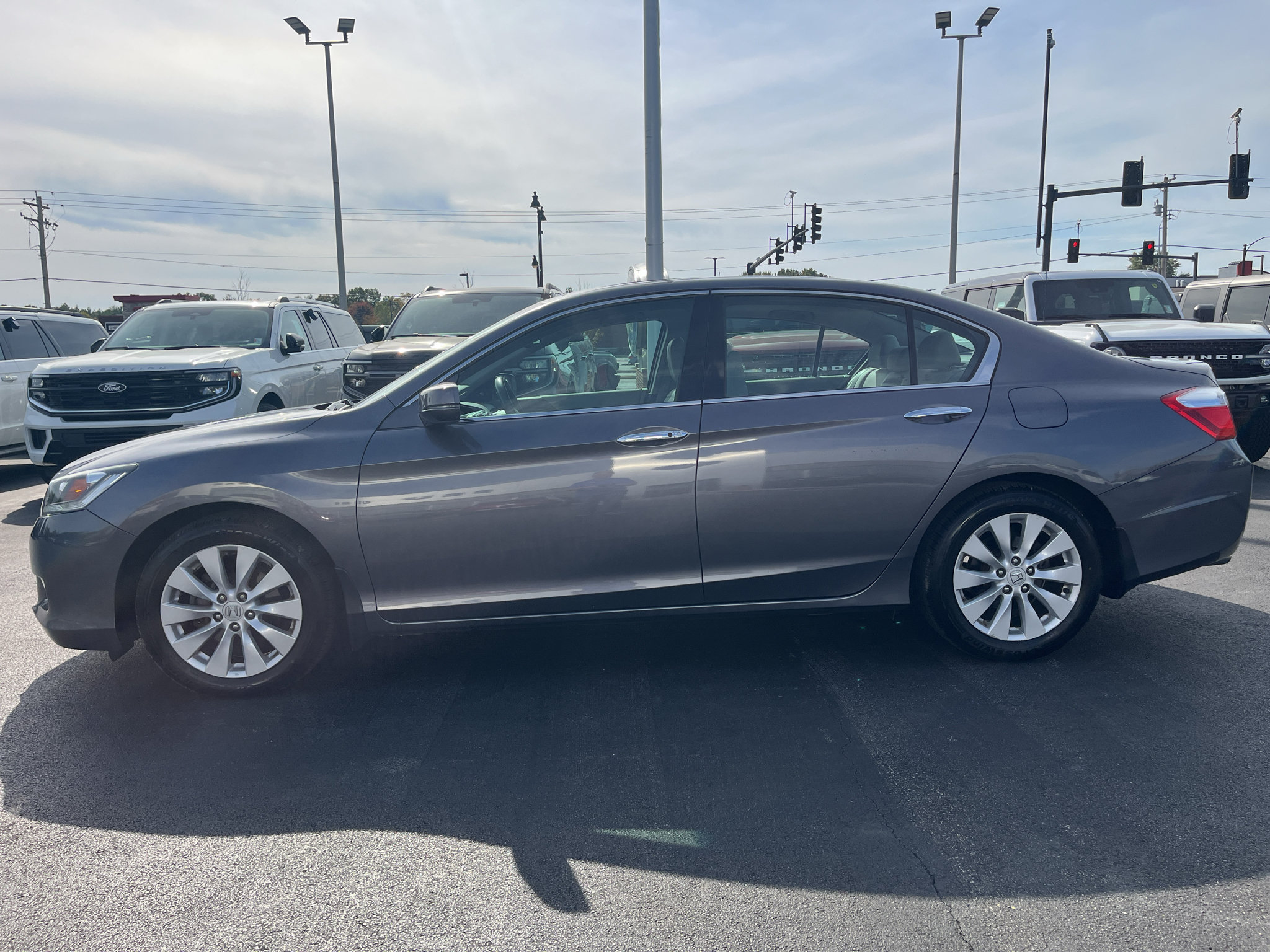 Used 2015 Honda Accord EX-L image 5
