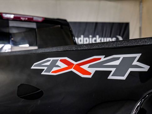 Used 2020 Chevrolet Silverado 3500 LTZ w/ LTZ Plus Package AWD/4WD image 47