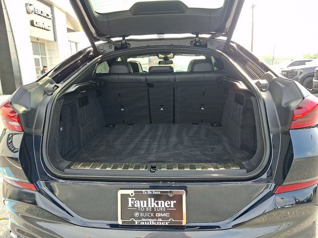 Used 2024 BMW X6 xDrive40i AWD/4WD image 34