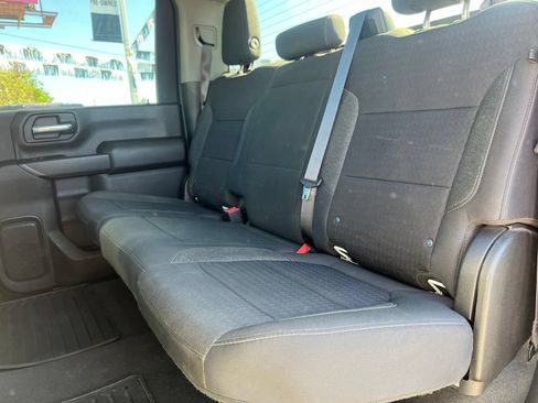 Used 2022 Chevrolet Silverado 2500 LT w/ Convenience Package AWD/4WD image 12