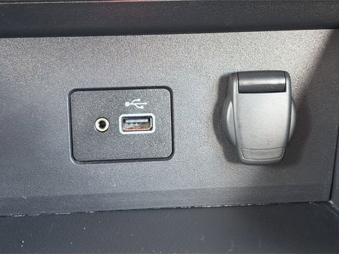 Certified 2023 Nissan Sentra S image 16