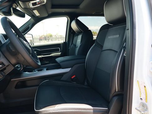 New 2026 RAM 3500 Laramie AWD/4WD image 16