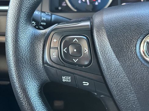 Used 2016 Toyota Camry LE FWD image 24