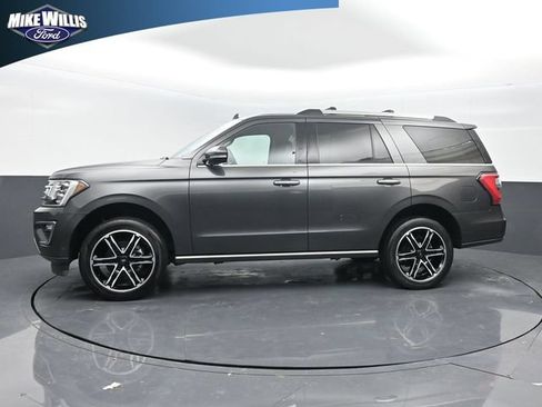 Used 2020 Ford Expedition Limited w/ Texas Edition Package AWD/4WD image 4