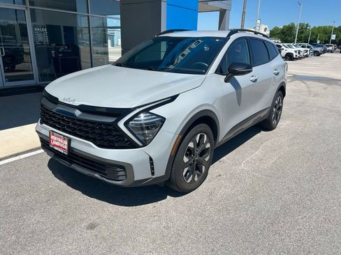 Used 2024 Kia Sportage X-Line AWD/4WD image 2