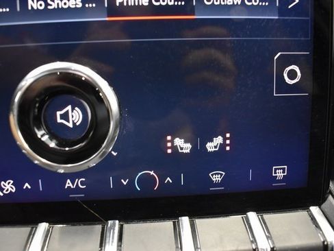 Used 2025 GMC Terrain Elevation image 28