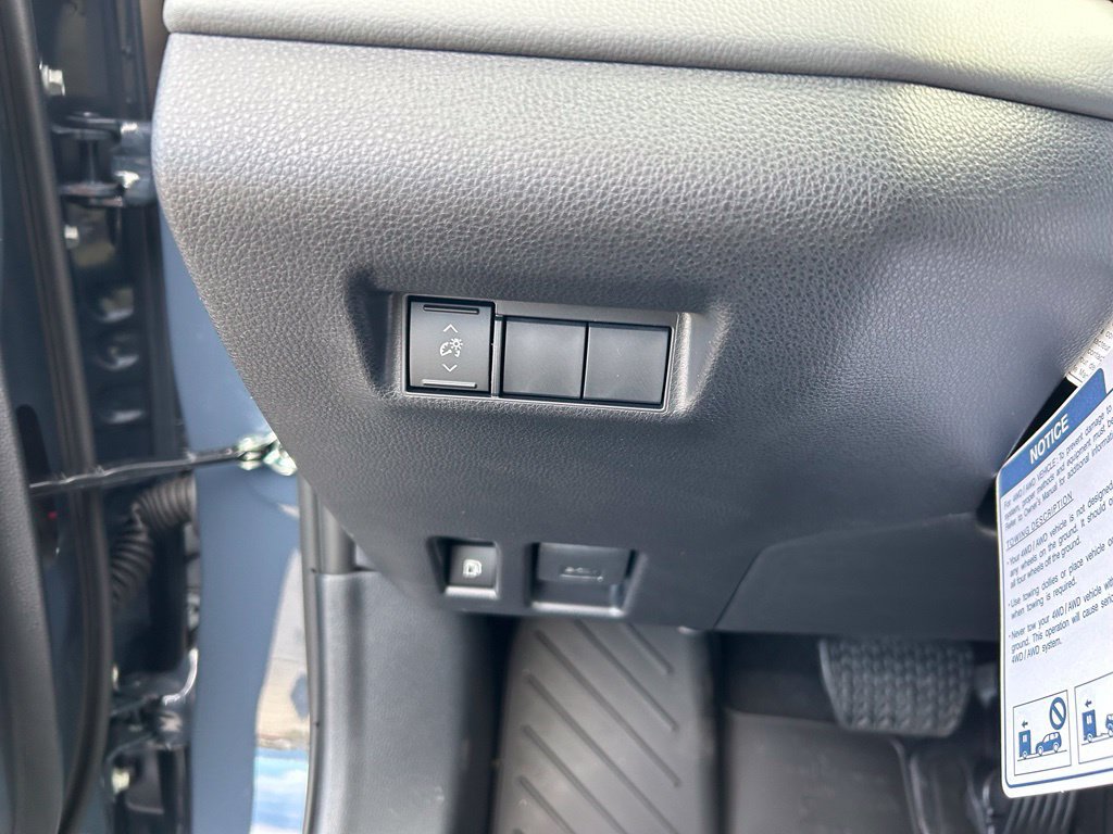 Used 2026 Toyota RAV4 SE w/ Weather Package AWD/4WD image 22