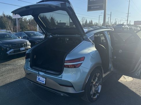 Used 2023 Genesis GV60 Performance image 13