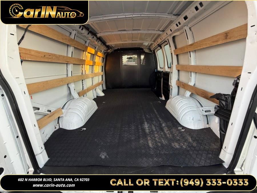 Used 2024 GMC Savana 2500 w/ Driver Convenience Package RWD image 22