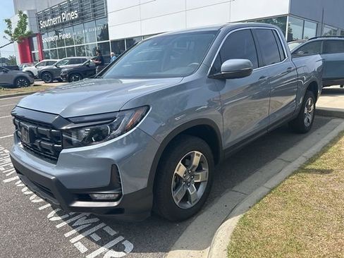 Used 2025 Honda Ridgeline RTL image 9
