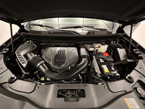 Used 2025 Chevrolet Traverse LT AWD/4WD image 19